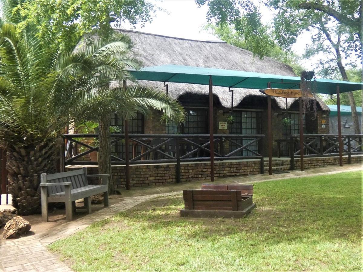 Weltevrede Lodge - Self Catering Houses マールロス・パーク エクステリア 写真