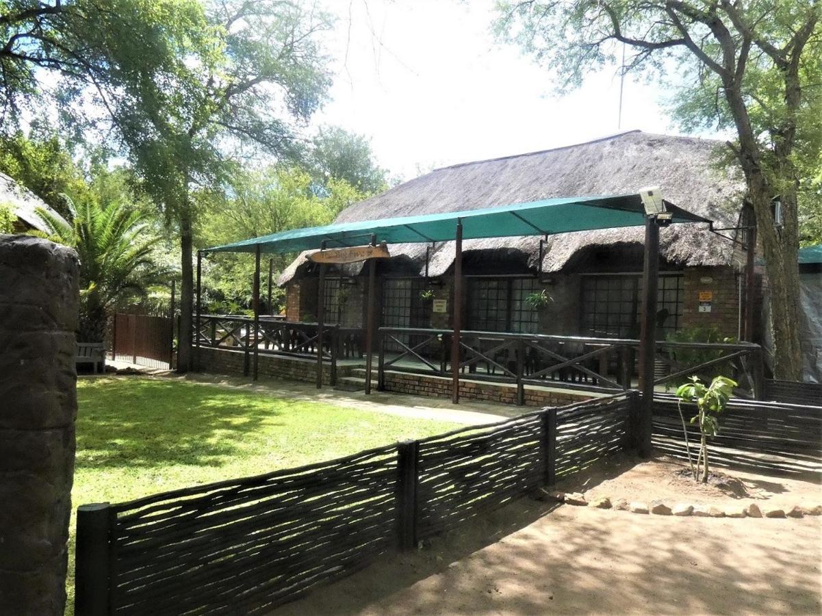 Weltevrede Lodge - Self Catering Houses マールロス・パーク エクステリア 写真