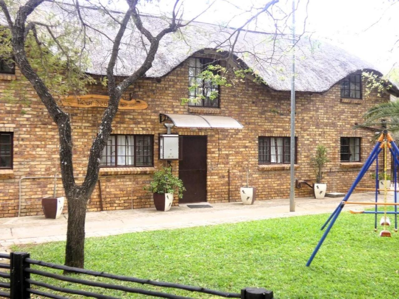 Weltevrede Lodge - Self Catering Houses マールロス・パーク エクステリア 写真