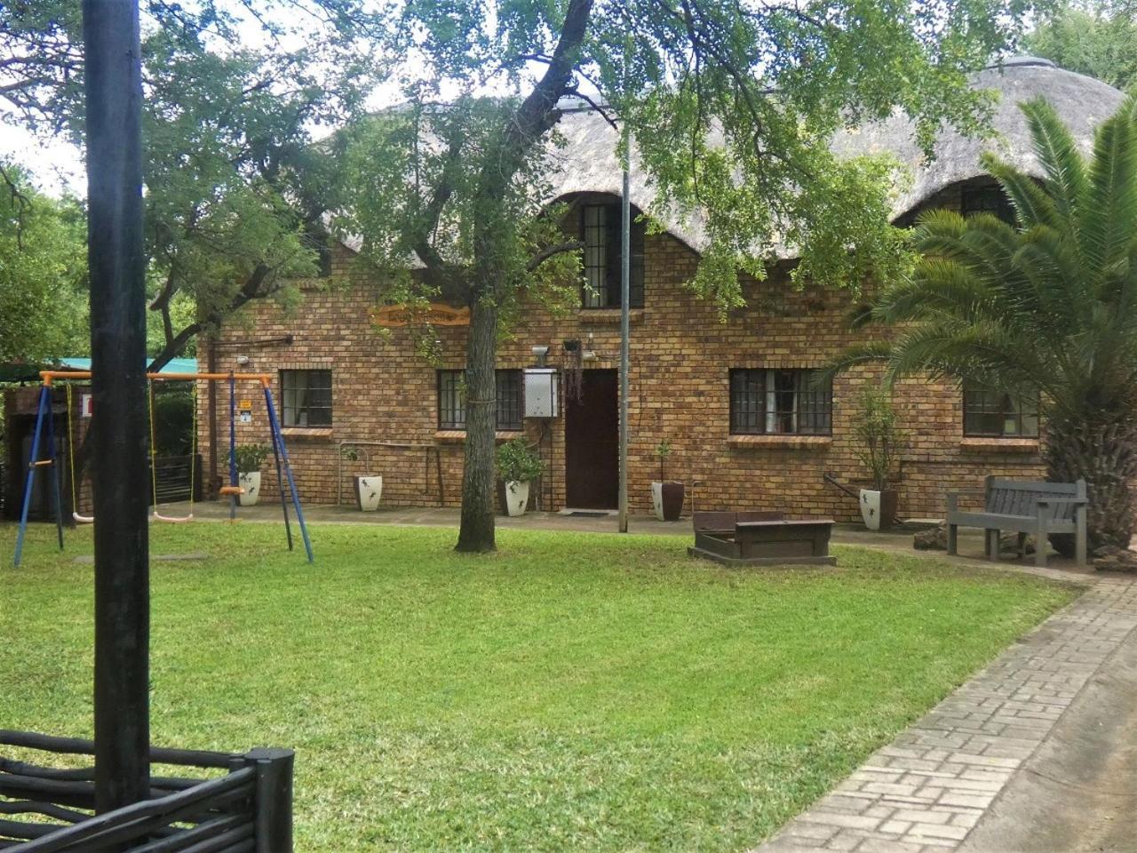 Weltevrede Lodge - Self Catering Houses マールロス・パーク エクステリア 写真